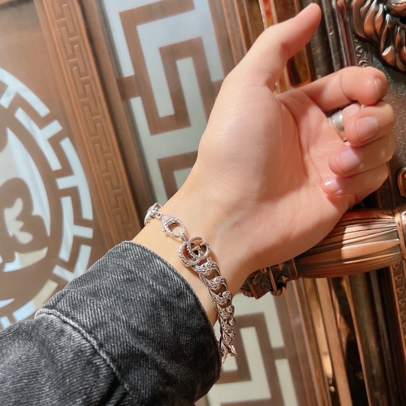Gvc*1 bracelets